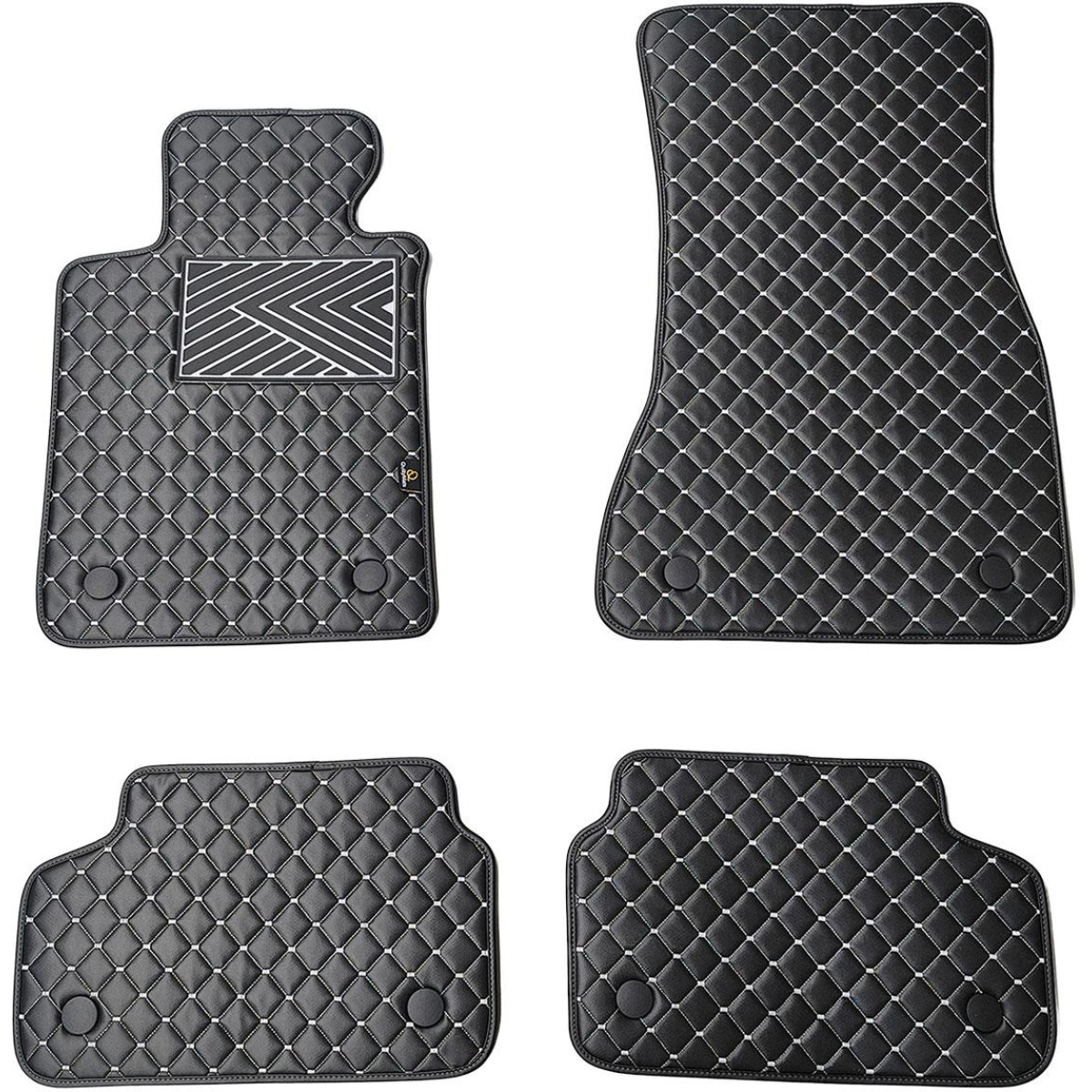 Bilmattor i konstläder QuiltyMats BMW 5 ser. 2016-2023 (G30/G31) (Svart / grå sömmar)