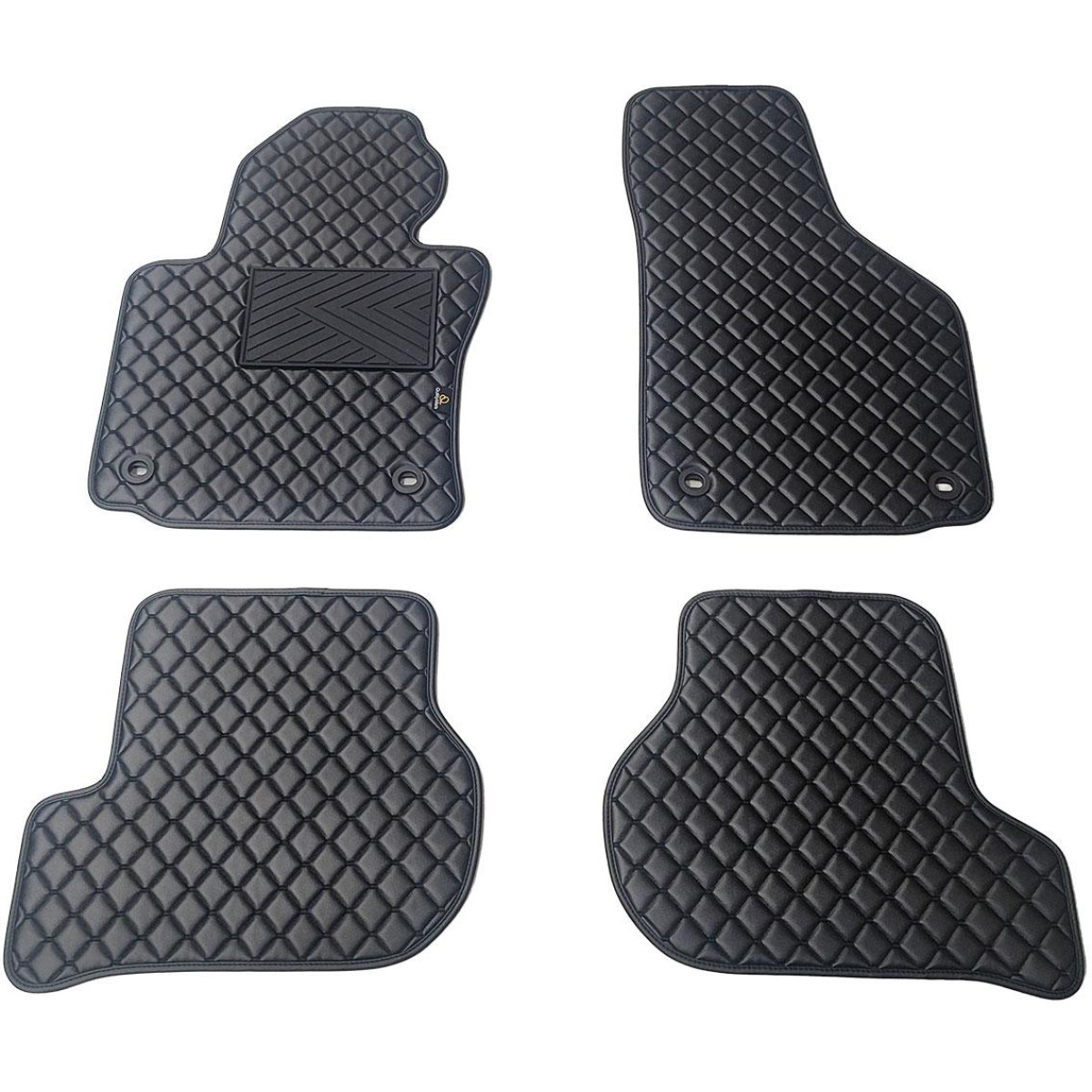 Bilmattor i konstläder QuiltyMats VOLKSWAGEN GOLF 2003-2009 (Svart / svarta sömmar)