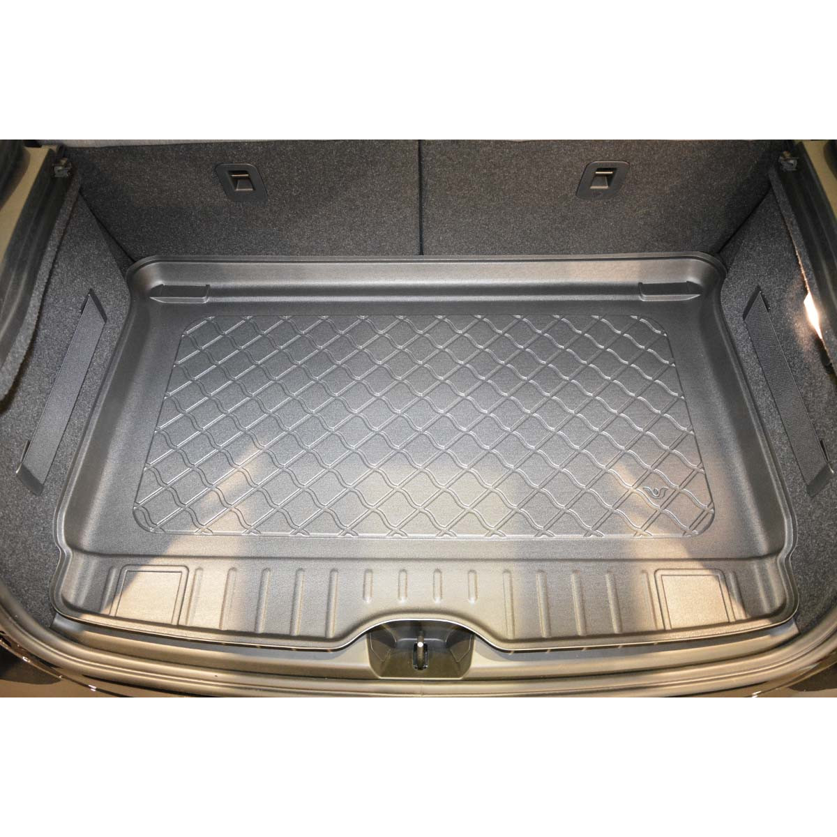 Bagagerumsmatta BMW i3 från 2013 (without trunk base extension)