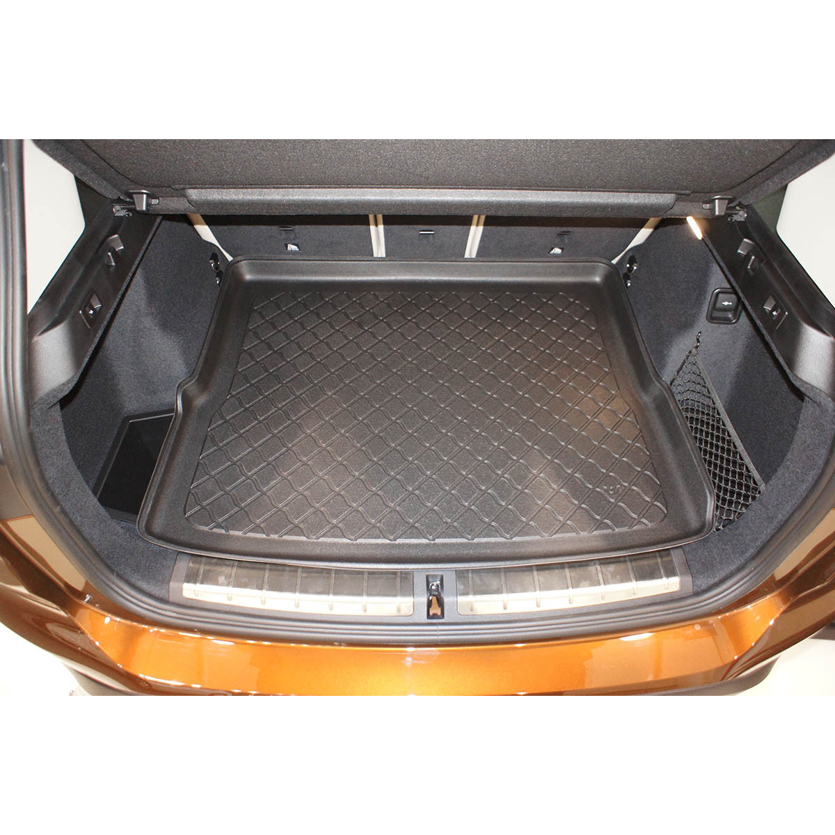 Bagagerumsmatta BMW X1 (F48) not for Plug-in Hybrid 2015-2022 (rear seats are not sliding forward and backward)