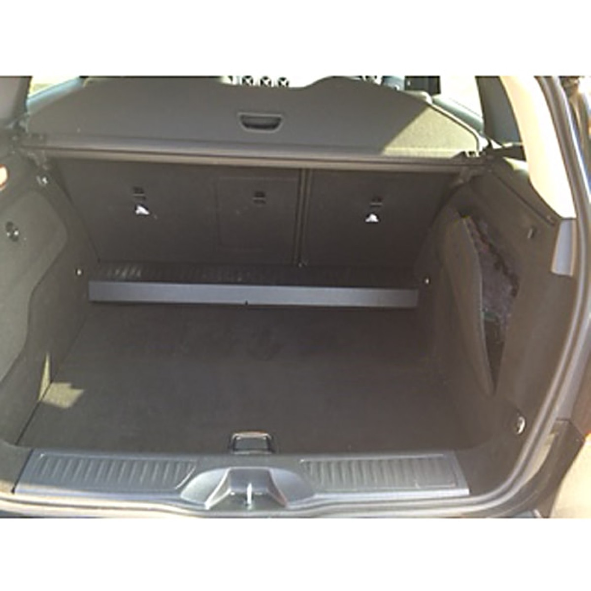 Bagagerumsmatta Mercedes B-class W246 Hatchback 2011-2018 (den nedre delen / with Variobox (cargo storage system)) Bagagerumsmatta Mercedes B-class W246 Hatchback 2011-2018 (den nedre delen / with Variobox (cargo storage system))
