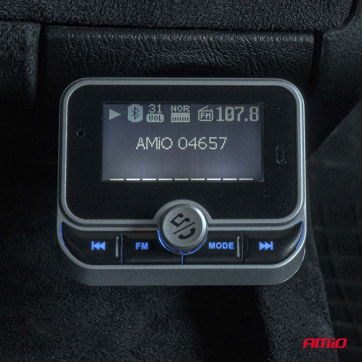 Bil FM-sändare med fjärrkontroll, 2×USB-A 12V 24V AMIO-04657