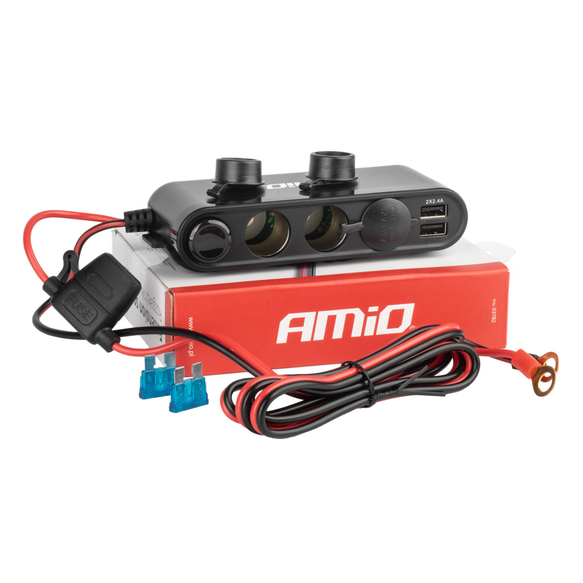 Förlängningsuttag med voltmeter, USB och USB-C 12–24 V, AMIO-03782