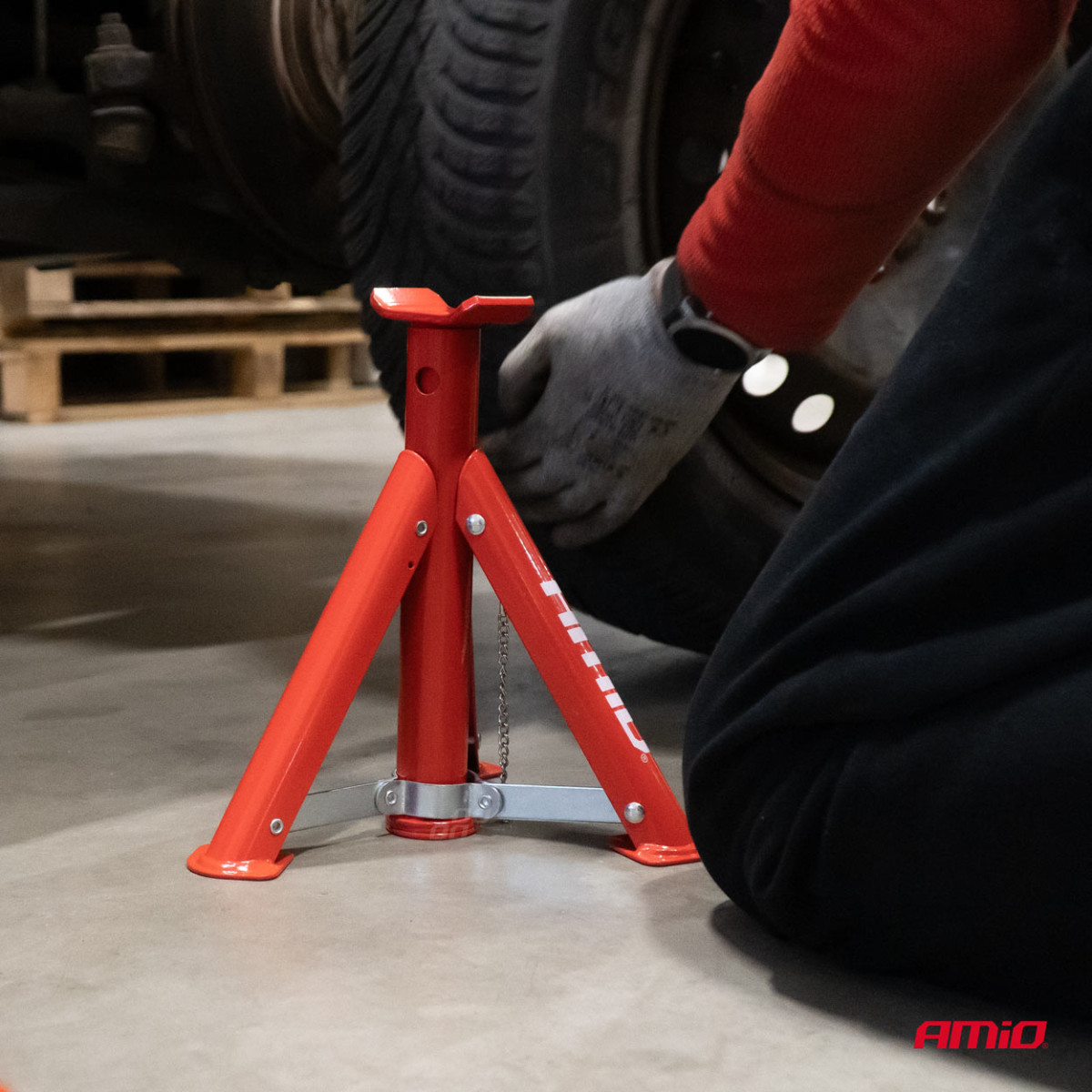 Hopfällbara stöd 2000 kg, 2 st. AMIO-04185