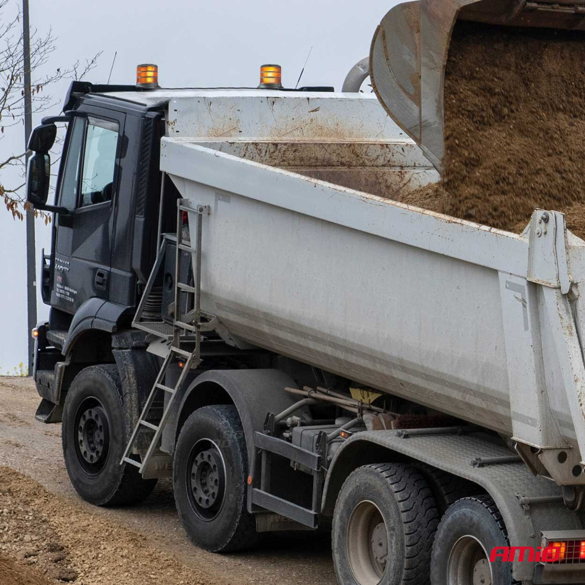 LED-varningslampa W30M 12V 24V AMIO-04111