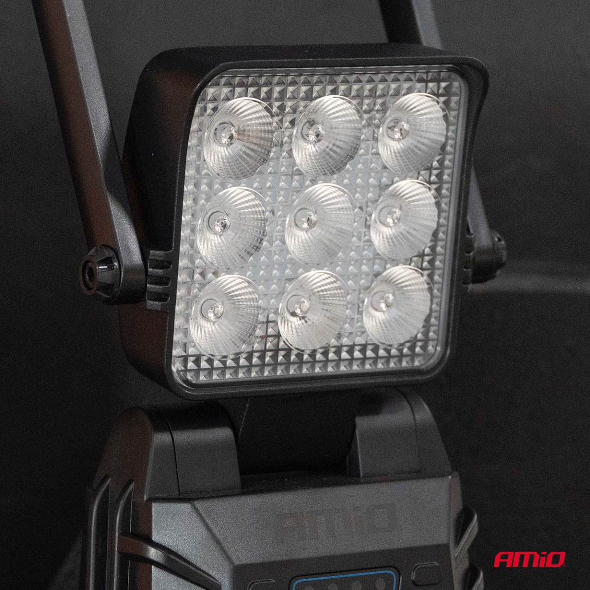 Bärbar LED-arbets- och varningslampa 15W (BATT) AMIO-04865