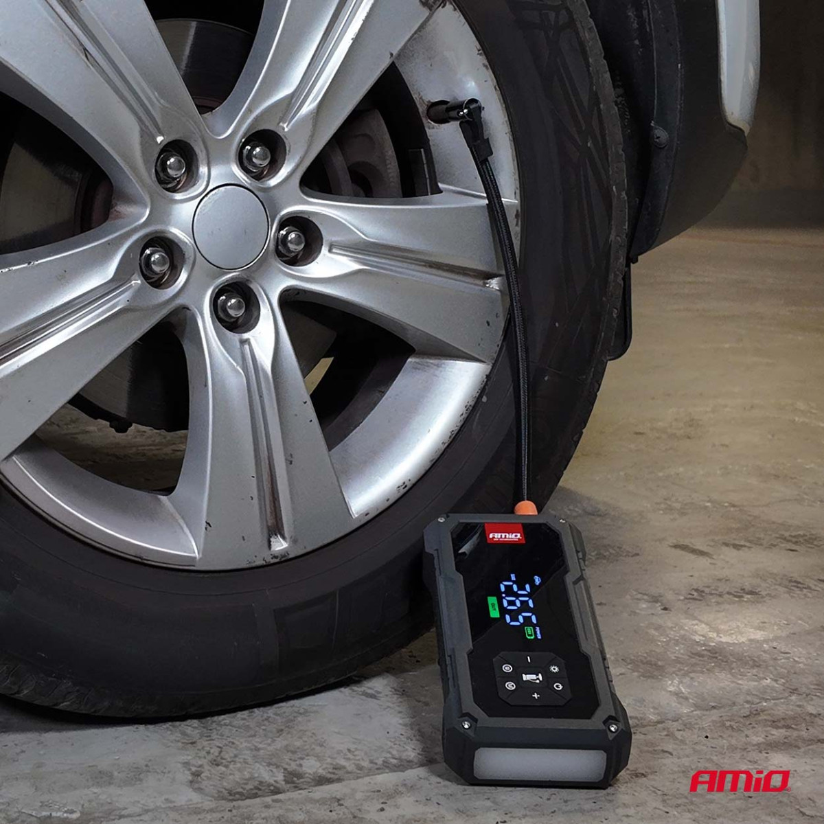 4-i-1 Bilstartare/LED/Kompressor/Powerbank 12V 7.2Ah 600A PRO AMIO-04674
