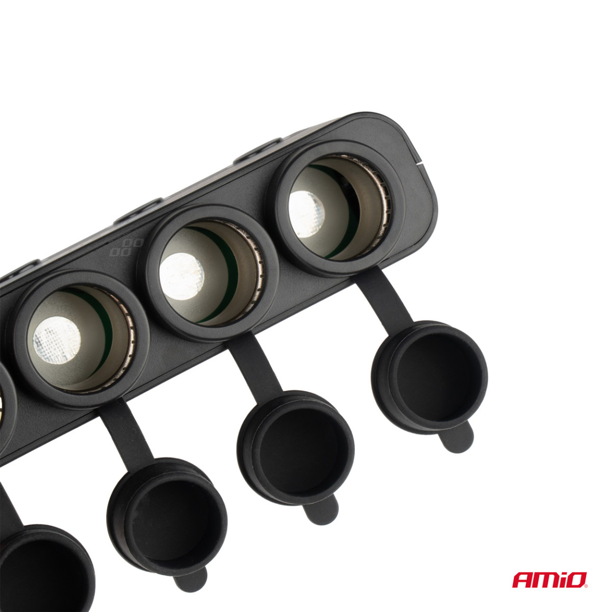 Bilgrenuttag med 4 uttag, PD 30W och QC3.0 12/24V, max 216W AMIO-04175