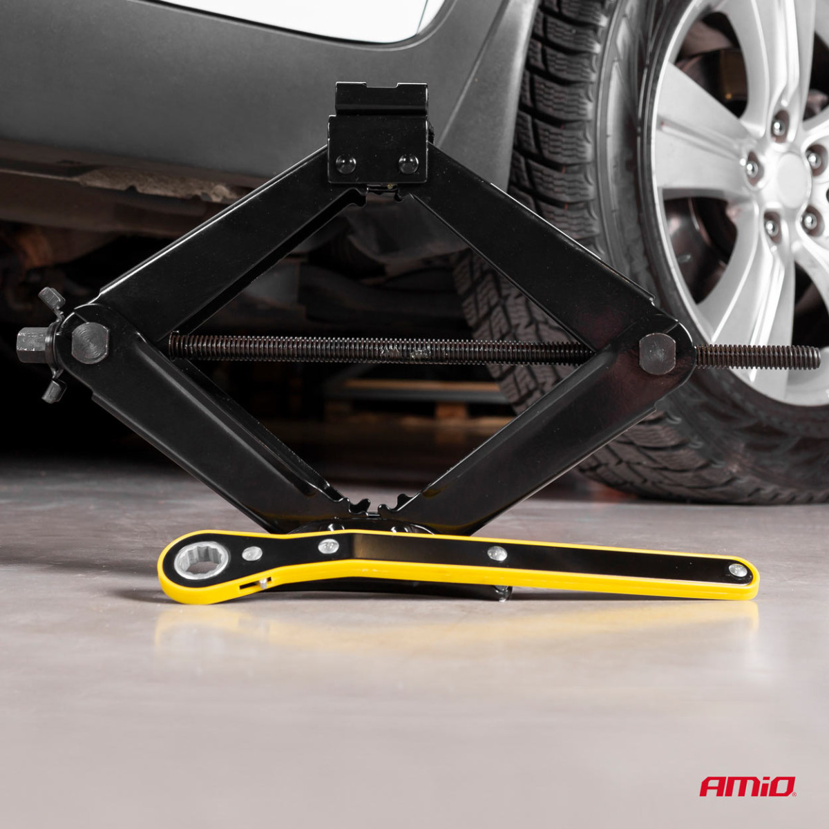 Trapetslyft 2000 kg med handtag och handskar, AMIO-02479