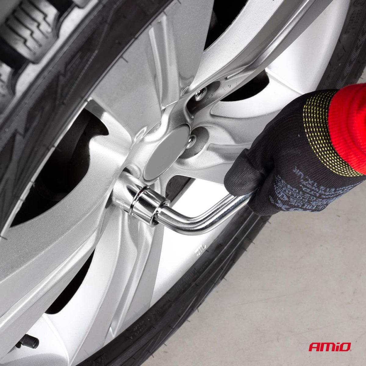 Teleskopisk hjulnyckel TWW 17/19/21/23 mm AMIO-01038