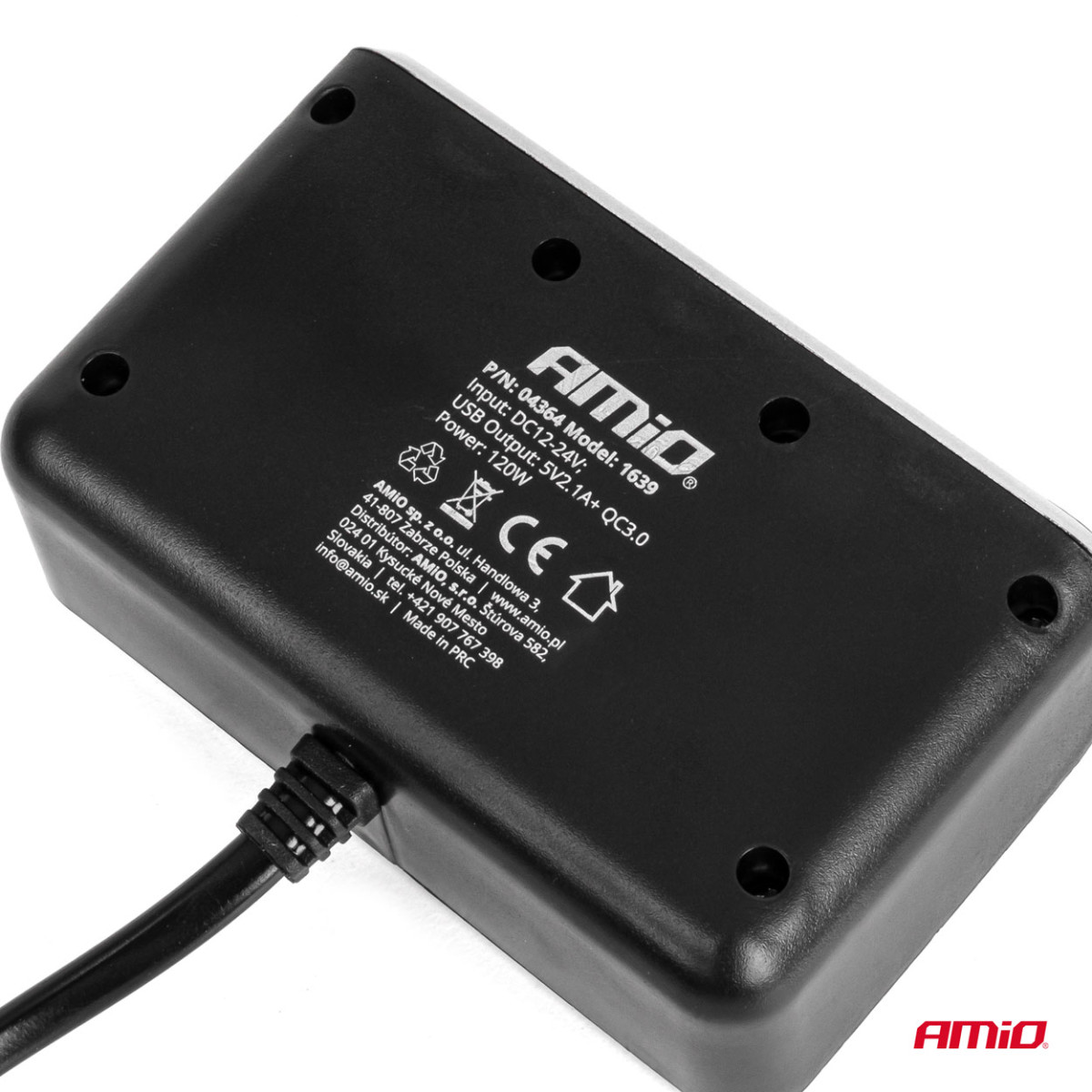 Tre-uttags förlängningssladd med laddare och digital display 2x USB-A QC 3.0 12/24V 120W 80 cm AMIO-04364