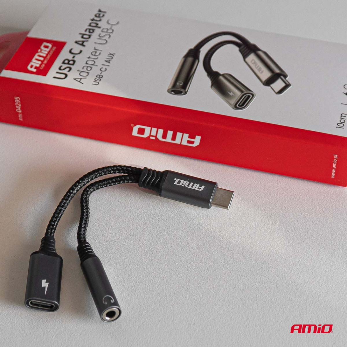 USB-C till USB-C + 3,5 mm minijack-adapter (hona) 10 cm AMIO-04295